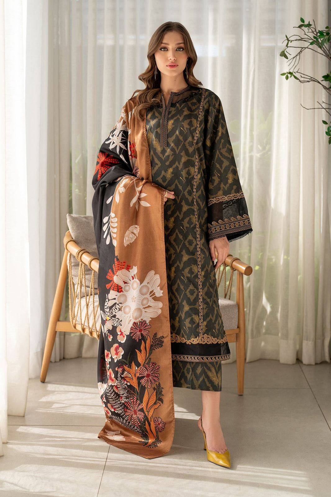 BAROQUE UF-4094